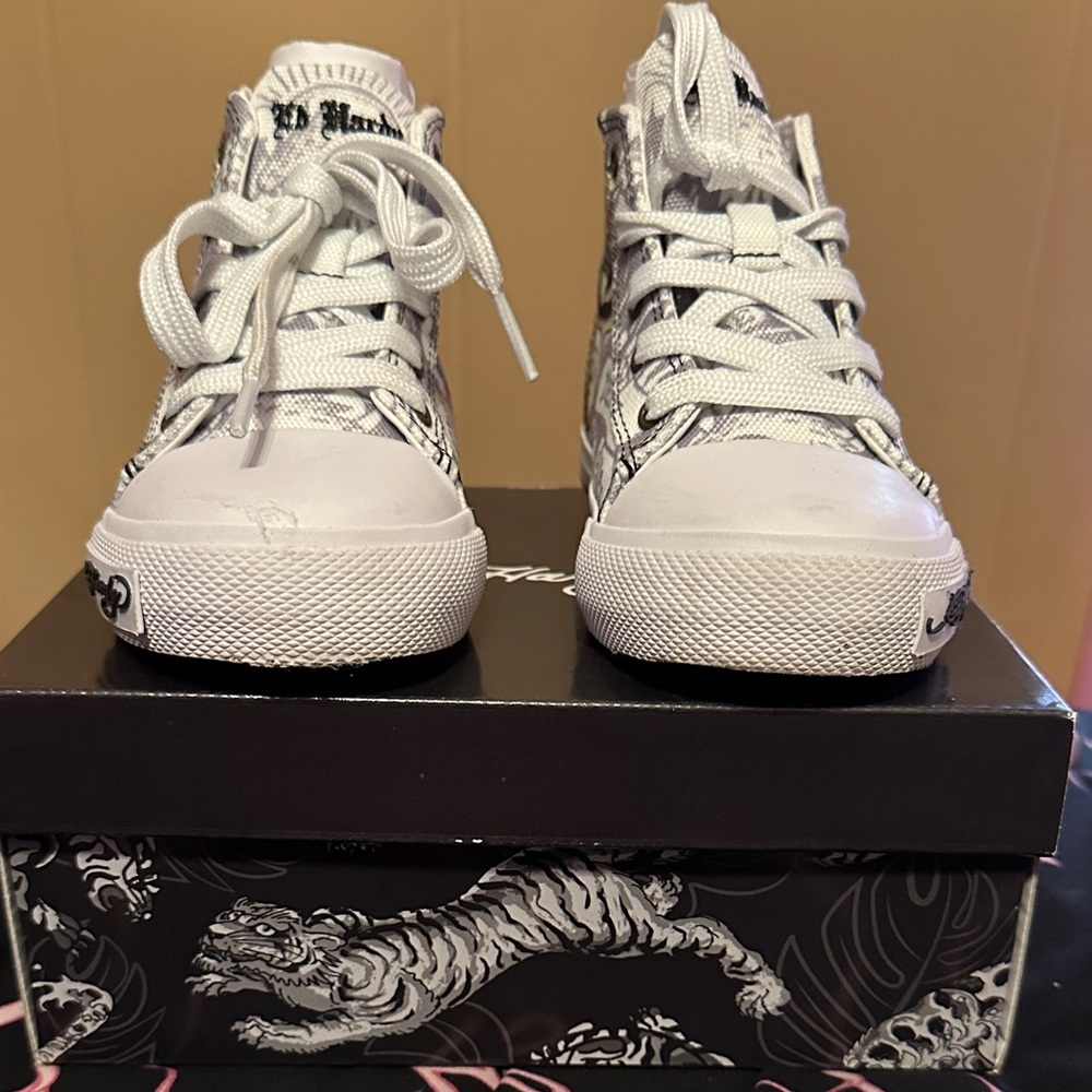 Ed Hardy White and Black Kids High-Top Sneakers